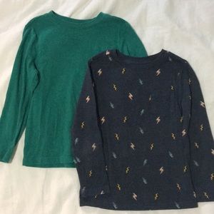 2 Old Navy Long Sleeve Pocket Tees - Size 5T
